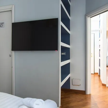 Apartment Youhosty - Giuliano 3 Milan