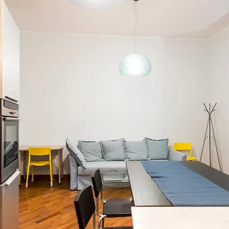 Youhosty - Giuliano 3 * Milano